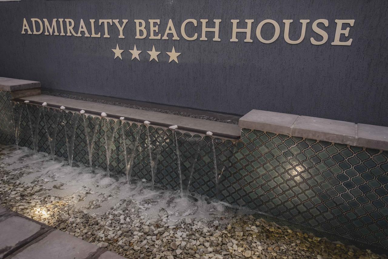 Admiralty Beach House Port Elizabeth Exterior photo
